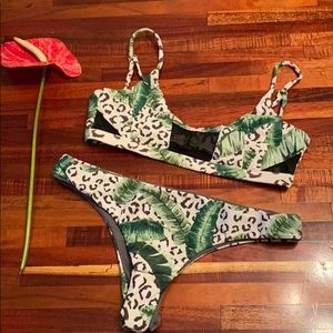 Issa de Mar Cheeta Palm Suit